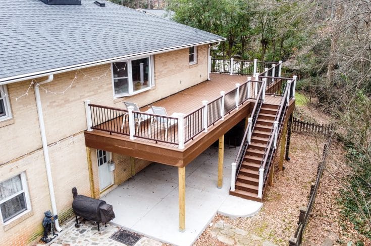 Trex Deck with Saddle Brown Decking & Vintage Lantern Rails in Greenville, SC