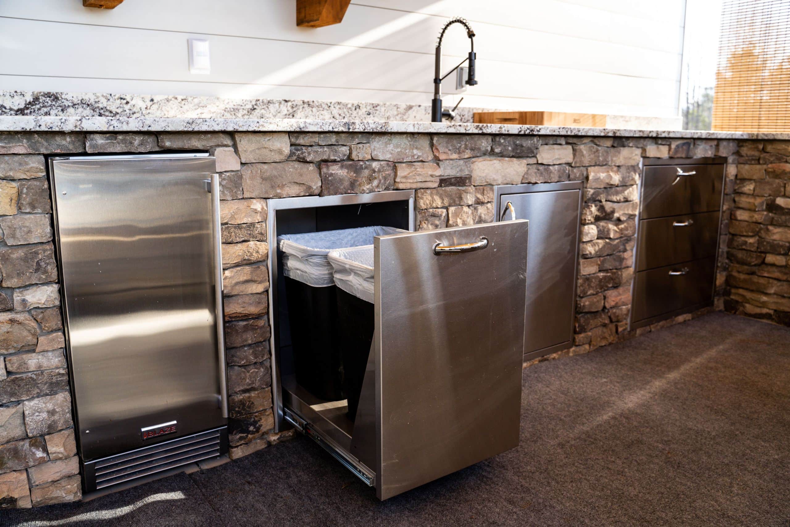 Outdoor Kitchens 5