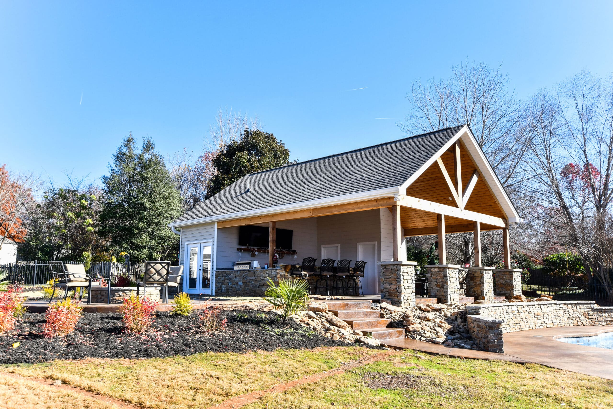 Outdoor Kitchens 22
