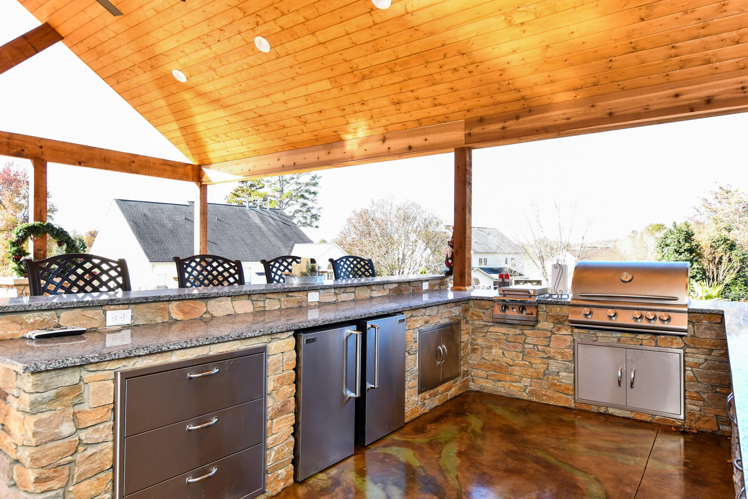 Outdoor Kitchens 18